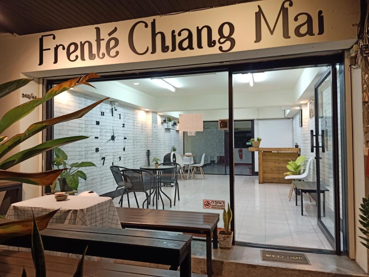 Hotel FrenTé Chiang Mai Exterior foto